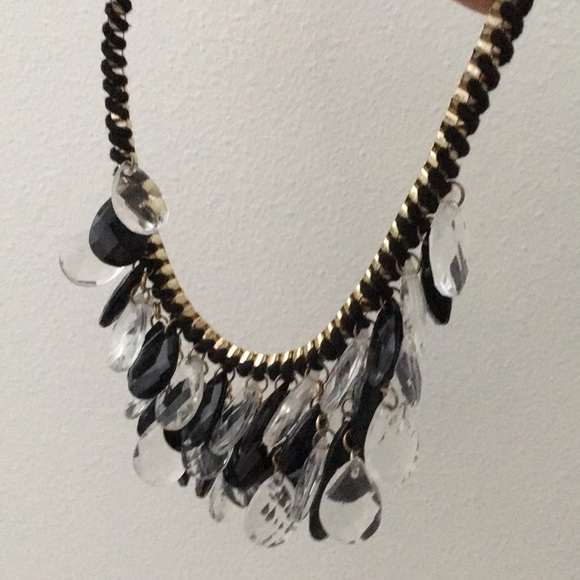 Statement Necklaces - Picture 13 of 17